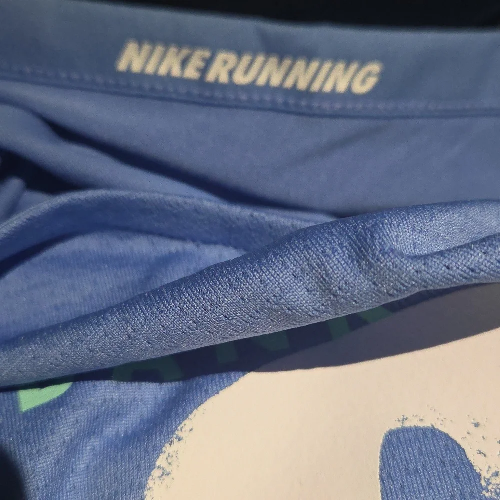 NWT Nike Dri-FIT Rise 365 BOA Chicago Marathon Men’s FD2689 Running Top Small